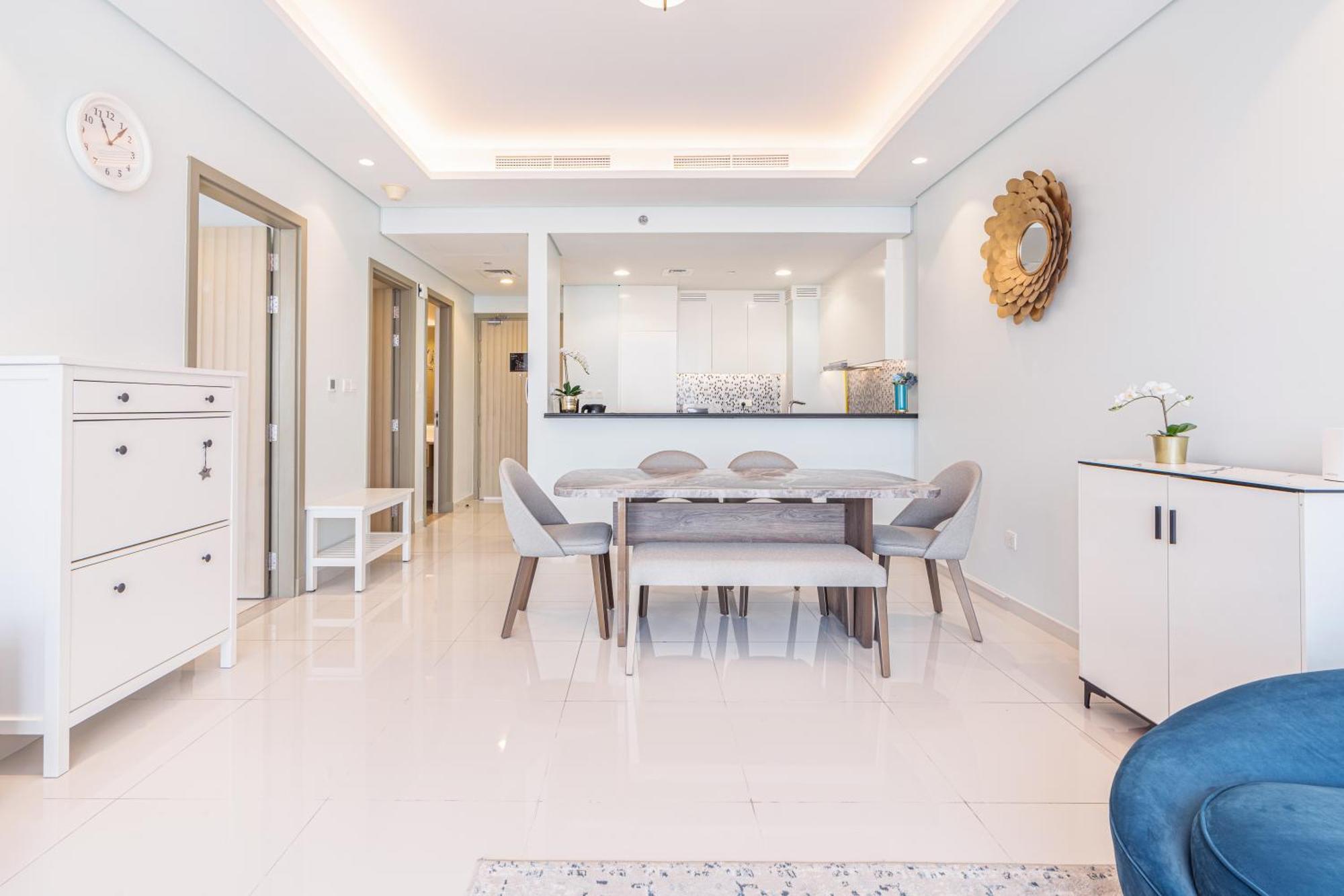 Stunning 62nd Floor With Burj View * Dubai