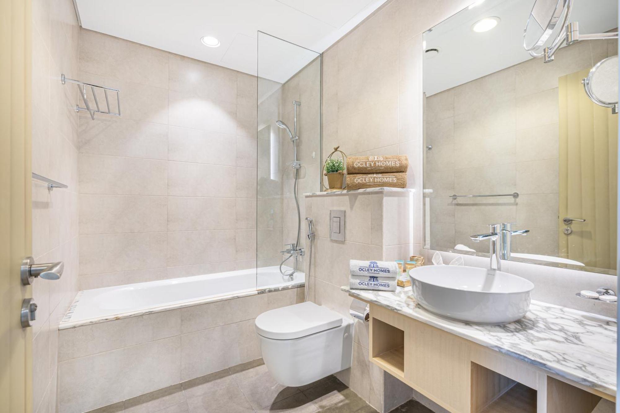 Stunning 62nd Floor With Burj View